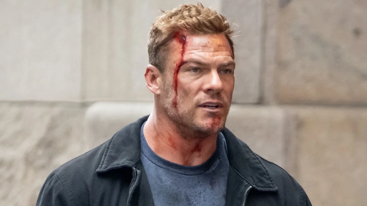 Helldivers Filminde Başrol için Alan Ritchson ile Görüşülüyor